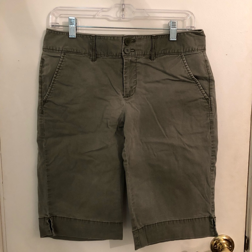 bermuda shorts